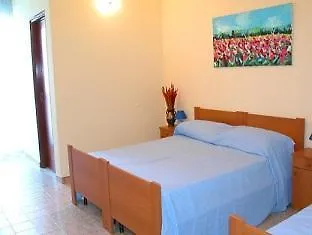 Aureus Hotel 2*